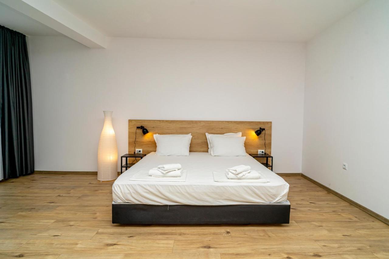 Aparthotel Primorsko Buitenkant foto
