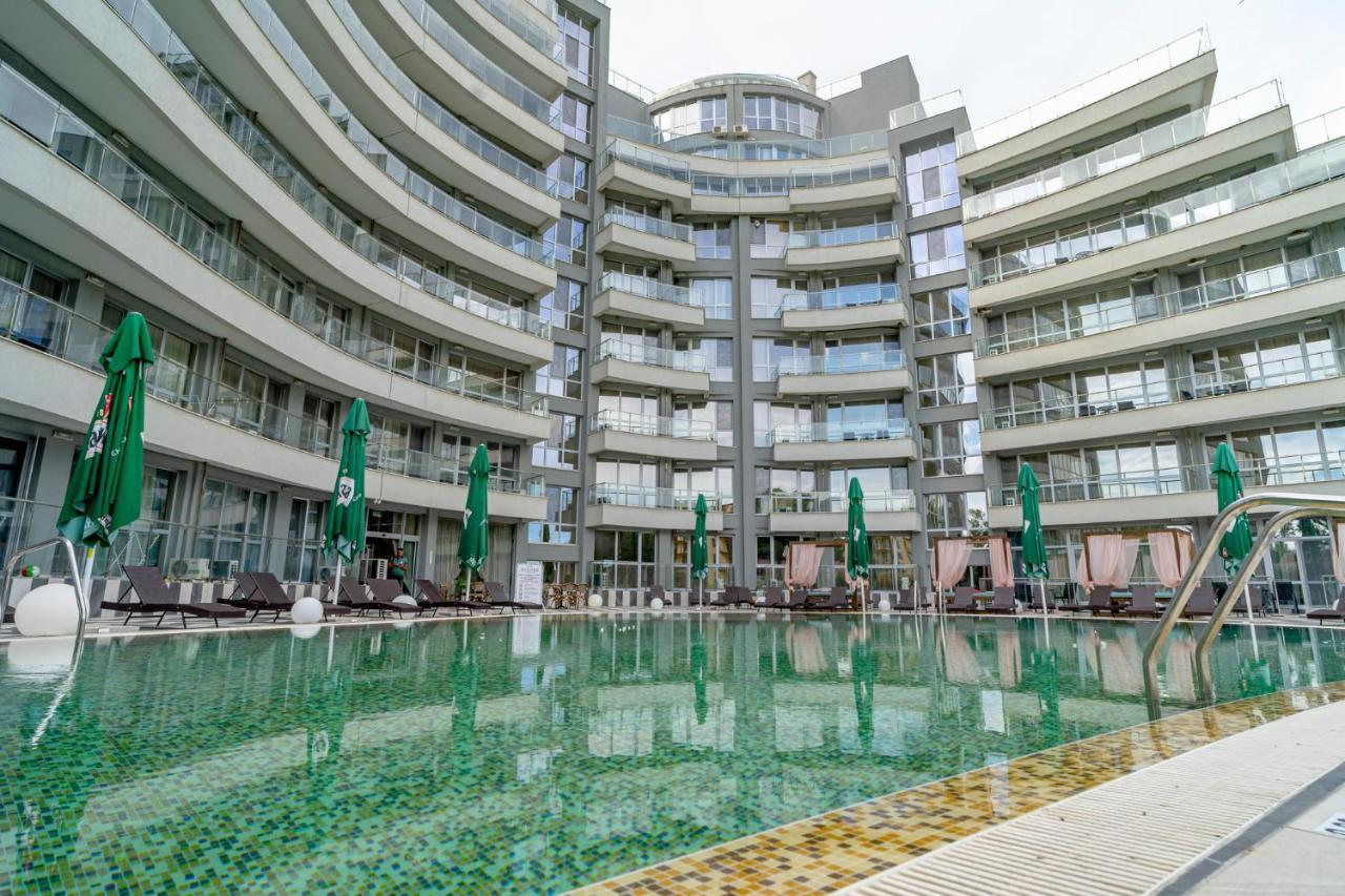 Aparthotel Primorsko Buitenkant foto